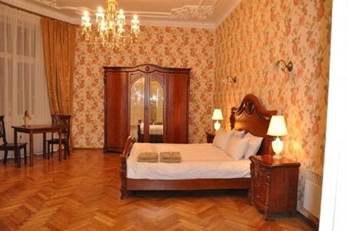 Oid Town Apartments Lviv Eksteriør bilde